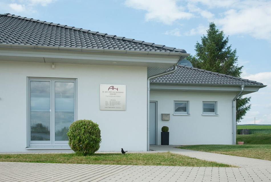 Moderne Zahnarztpraxis in Schenklengsfeld | Dr. Aick Hildebrand